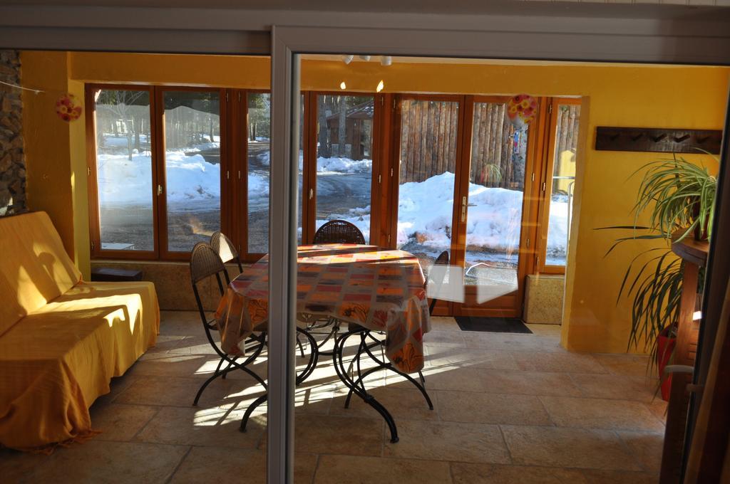 Cabane Des Guernazelles Valderoure Værelse billede