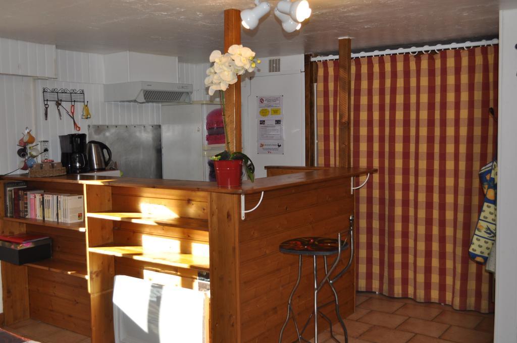 Cabane Des Guernazelles Valderoure Værelse billede