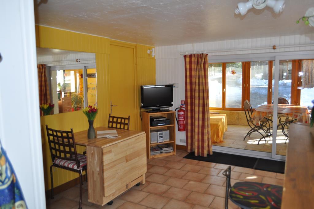 Cabane Des Guernazelles Valderoure Værelse billede
